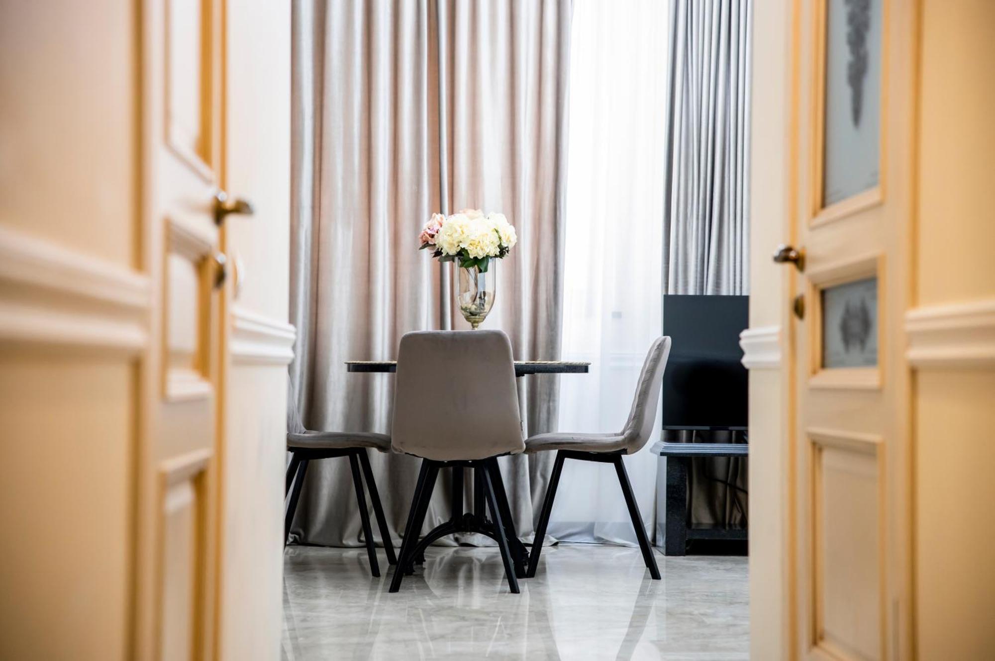 יירבאן 4Elements Apartments מראה חיצוני תמונה