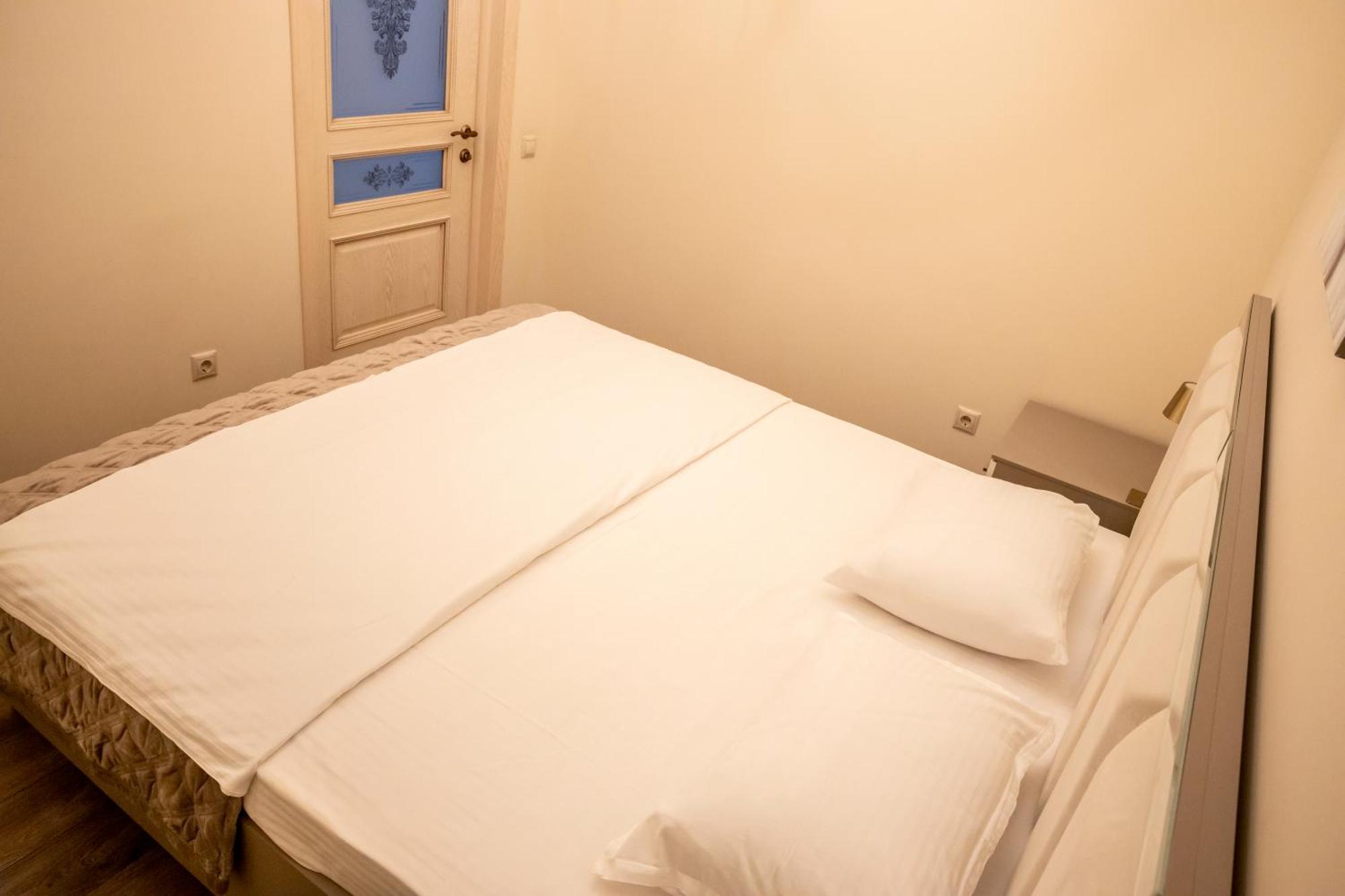 יירבאן 4Elements Apartments מראה חיצוני תמונה